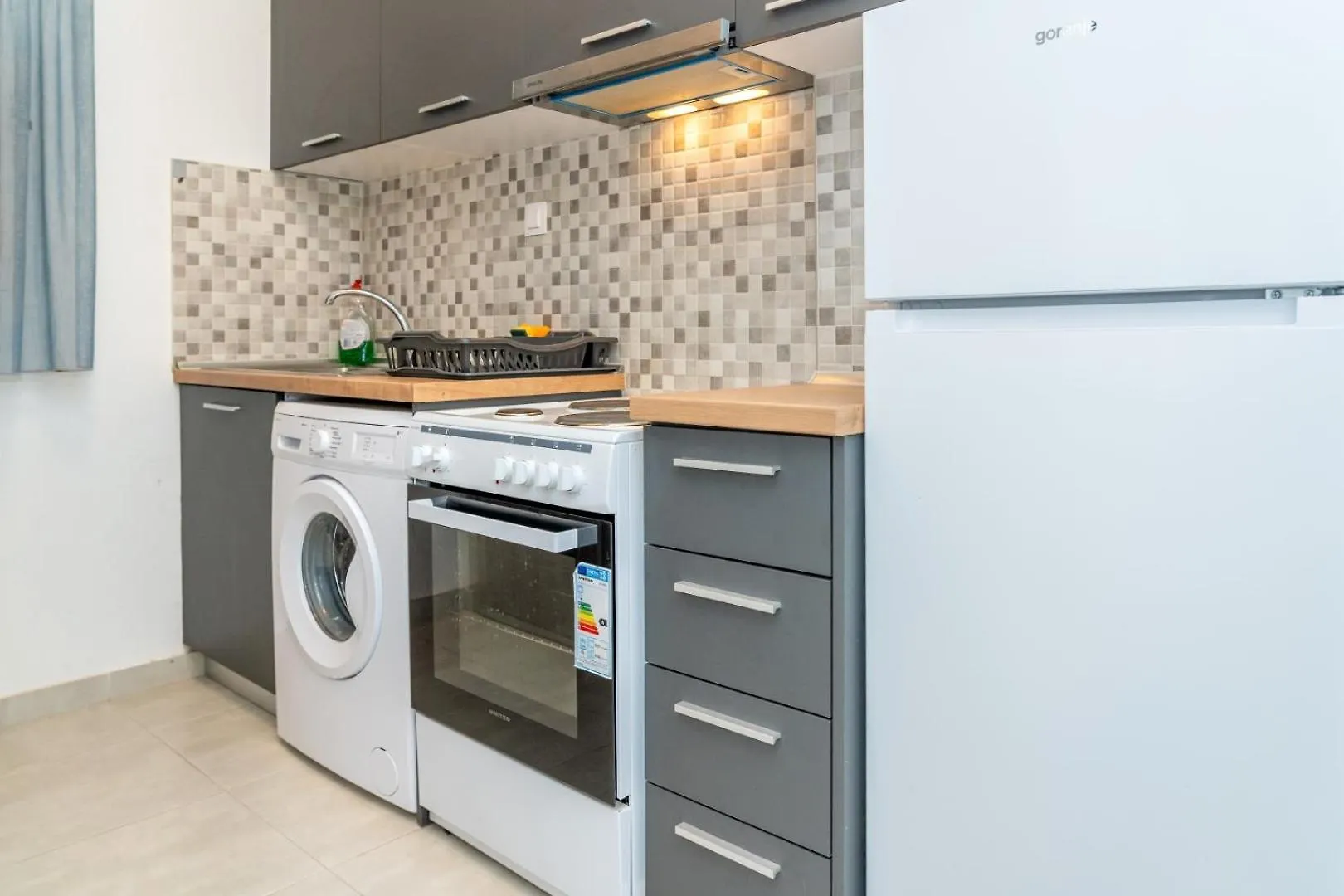 Kosmos Service Apartment Near Turkish Consulat And Saint Dimitrious Church With Additional Cost Parking 테살로니키
